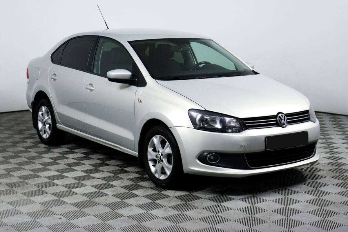 Volkswagen Polo, 2012 - фото №3
