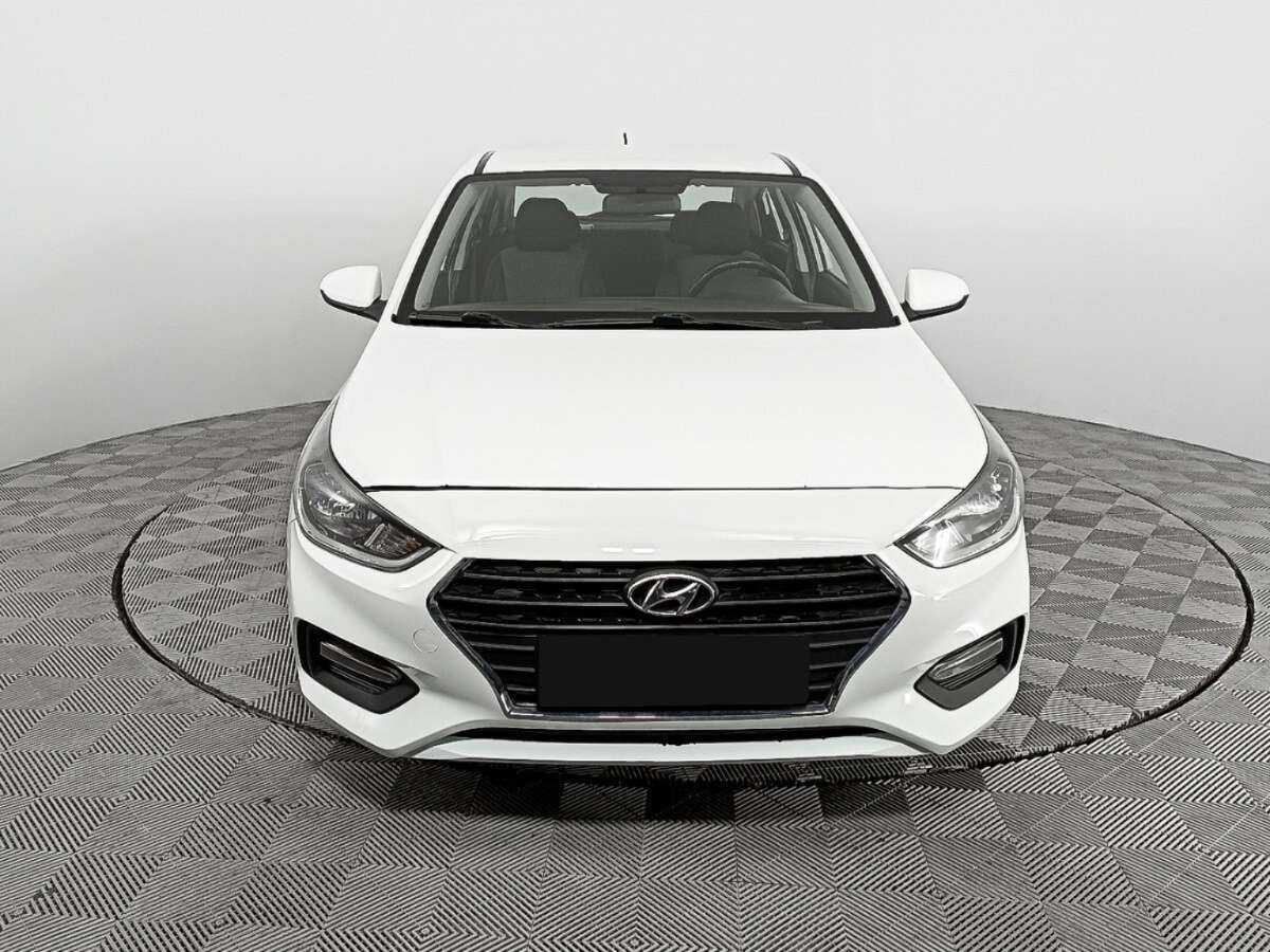 Hyundai Solaris, 2019 - фото №2