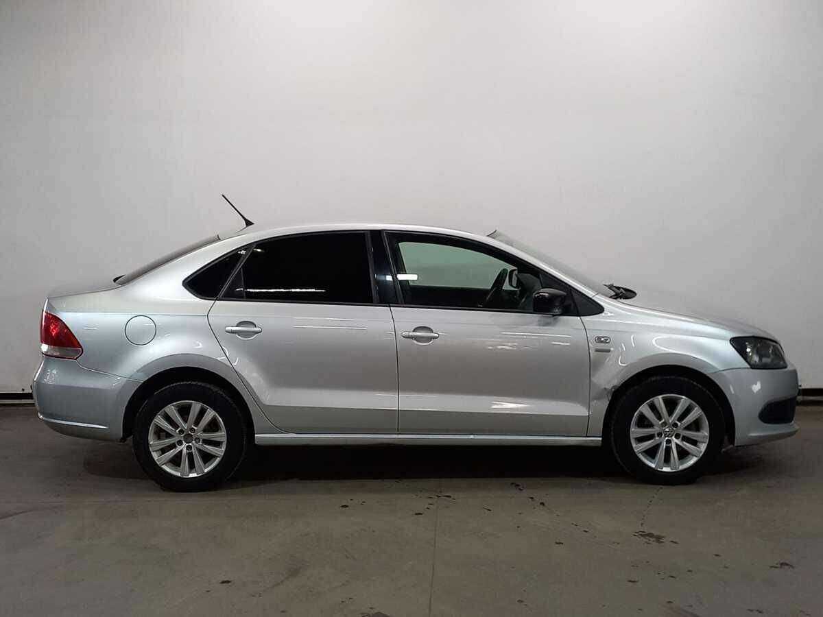 Volkswagen Polo, 2013 - фото №4