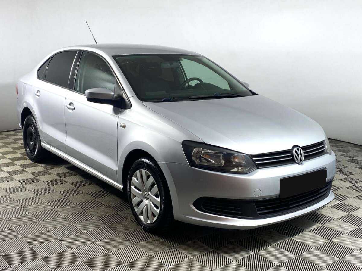 Volkswagen Polo, 2012 - фото №3
