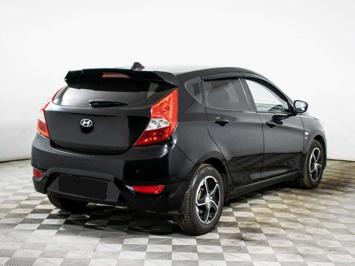 Hyundai Solaris, 2012 - фото №4