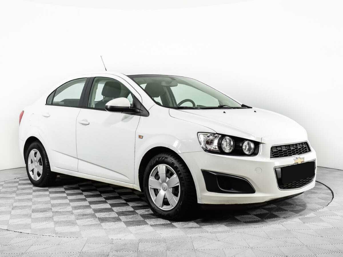 Chevrolet Aveo, 2012 - фото №3