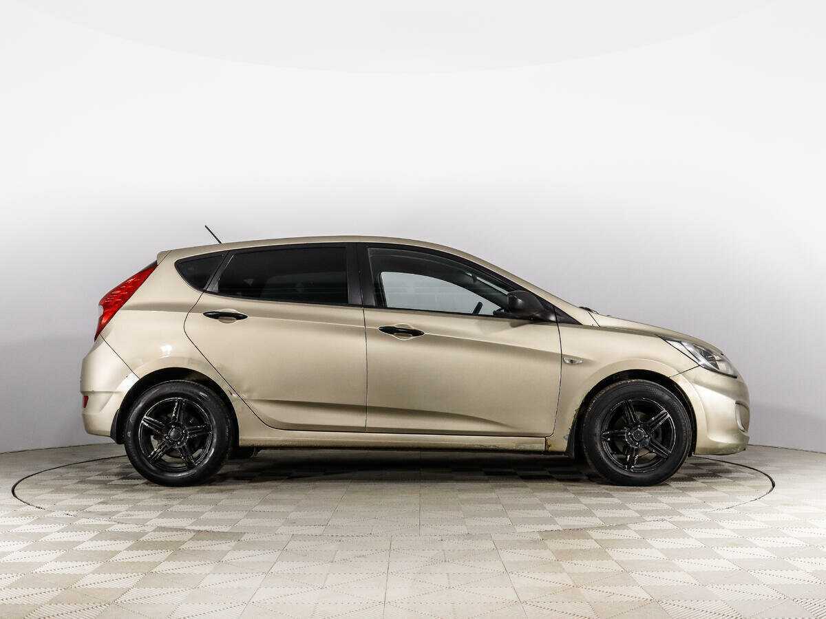 Hyundai Solaris, 2013 - фото №4