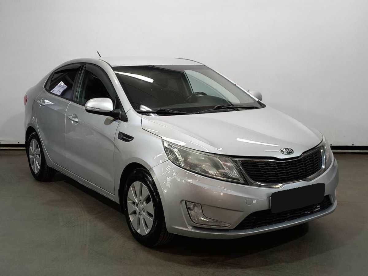 Kia Rio 4-speed, 2013 - фото №3