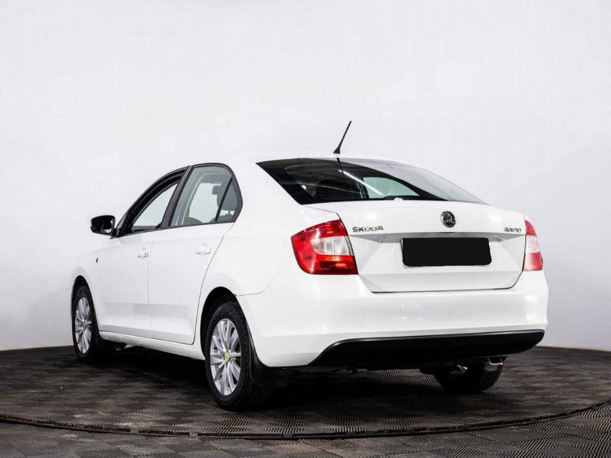 Skoda Rapid, 2015 - фото №4