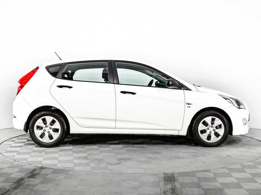 Hyundai Solaris, 2015 - фото №4