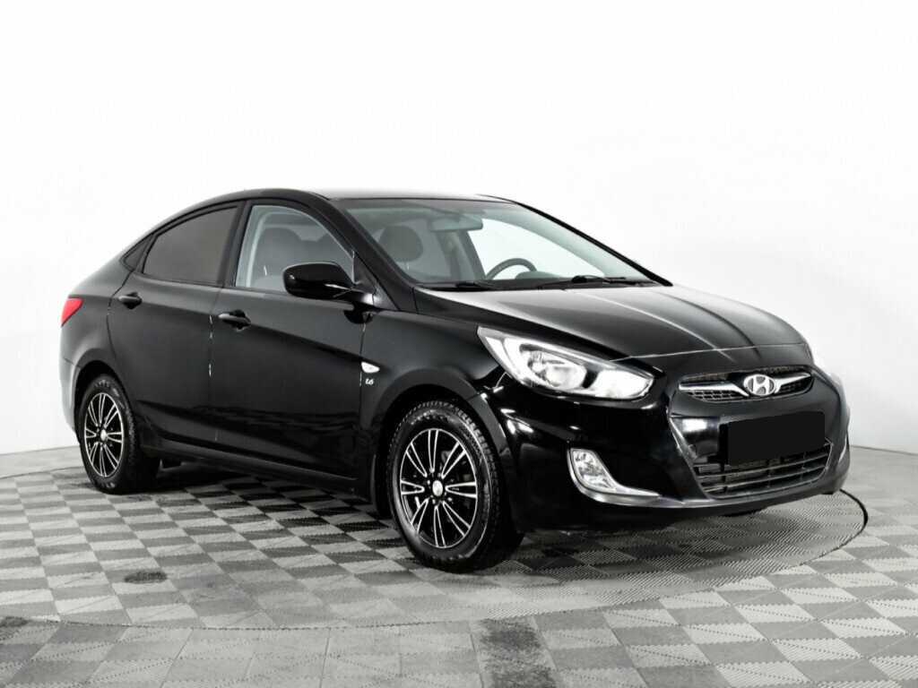 Hyundai Solaris, 2012 - фото №3