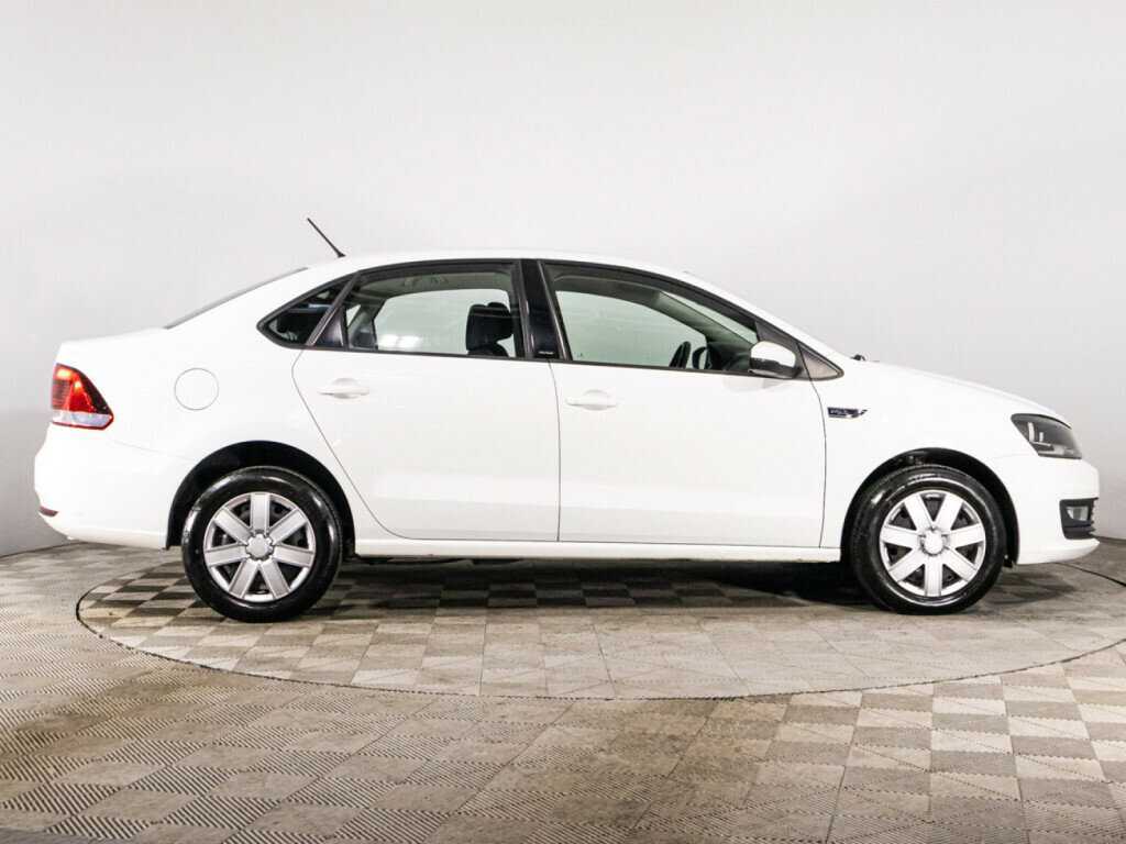 Volkswagen Polo, 2016 - фото №4
