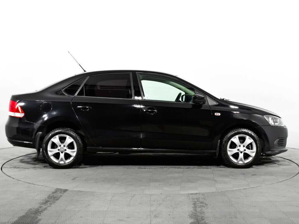 Volkswagen Polo, 2012 - фото №4